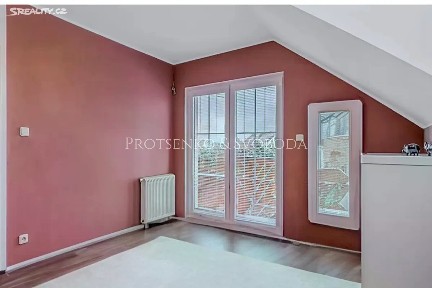 Prodej rodinného domu 185 m², pozemek 920 m² náměstí Jana IV. z Dražic, Hostivice