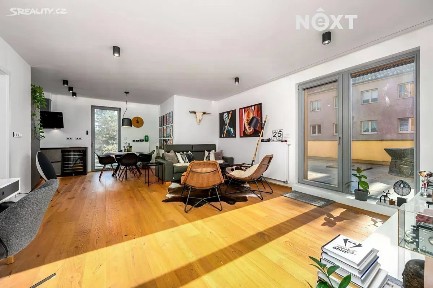 Prodej bytu 2+kk 67 m² Nesvadbova, Praha - Modřany