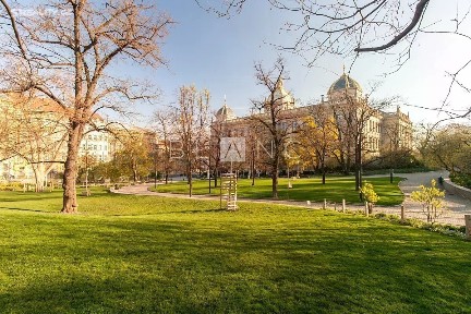 Prodej bytu 2+kk 48 m² Čelakovského sady, Praha