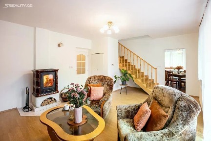 Prodej rodinného domu 154 m², pozemek 821 m² Chrášťany - Bylany