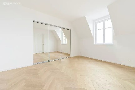 Praha, Praha 10, Vinohrady, Korunní