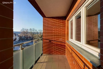 Praha, Praha 4, Modřany, K Vystrkovu, 1a