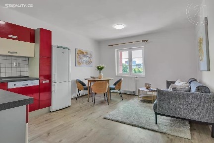 Prodej bytu 2+1 70 m² Dolnoměcholupská, Praha - Hostivař