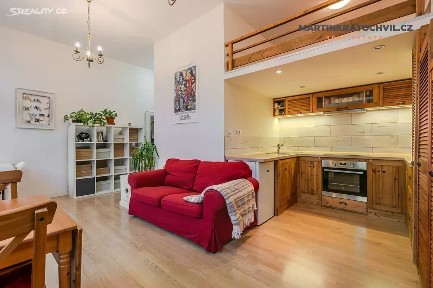 Prodej bytu 1+kk 52 m² Korunovační, Praha - Bubeneč