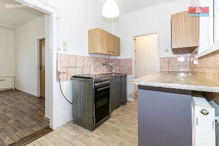 Prodej bytu 2+1 48 m² U Trati, Praha - Strašnice