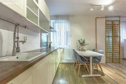 Prodej bytu atypický 120 m² Hlavní, Praha - Záběhlice
