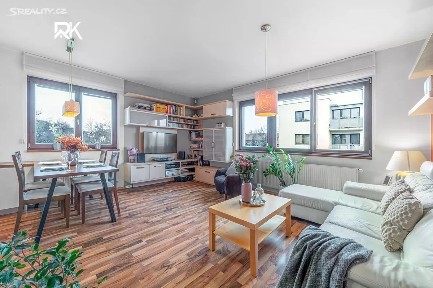 Prodej bytu 3+kk 77 m² Nad mlýnským potokem, Praha - Dubeč