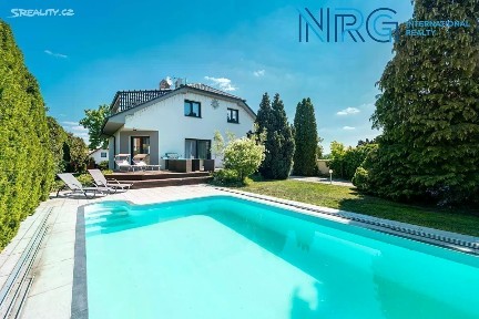 Prodej rodinného domu 320 m², pozemek 902 m² Na Ligruse, Dobříš