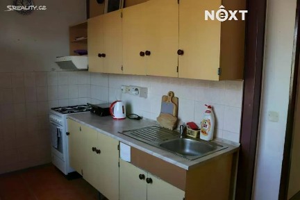 Prodej bytu 3+1 74 m² V jezírkách, Praha - Chodov