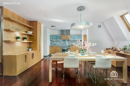 Prodej bytu 4+kk 212 m² Široká, Praha - Josefov