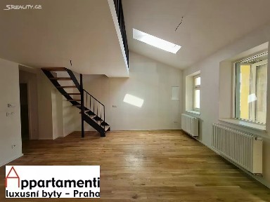 Praha, Praha 5, Smíchov, Plzeňská, 39