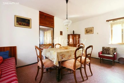 Prodej rodinného domu 910 m², pozemek 1649 m² Sedlec - Vlhlavy