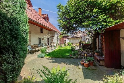 Prodej vícegeneračního domu 388 m², pozemek 549 m² Paračov