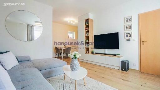 Pardubice, Černá za Bory, Ke Kobelnici