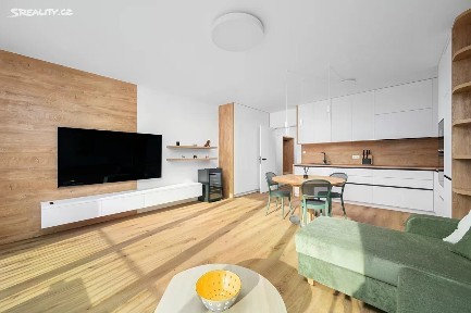 Prodej bytu 1+kk 42 m² Na Perštýně, Liberec - Liberec IV-Perštýn