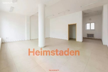 Pronájem obchodního prostoru 79 m² nám. Budovatelů, Karviná - Nové Město