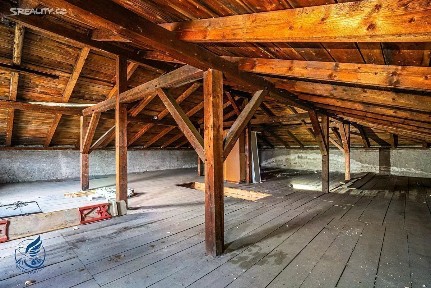 Prodej výrobní haly, prostoru 2500 m²