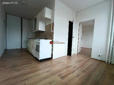 Most, M. G. Dobnera, 6