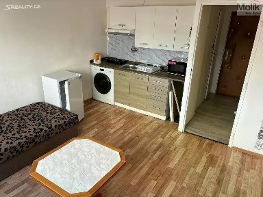 Pronájem bytu 1+kk 29 m² Sídliště Za Chlumem, Bílina - Teplické Předměstí