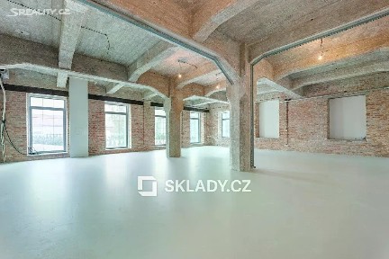 Prodej skladového prostoru 38000 m² Hrušovany u Brna