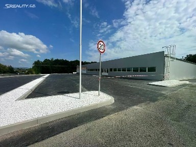Pronájem skladového prostoru 2435 m²