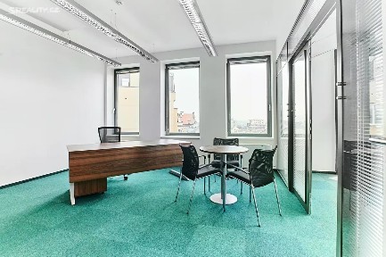 Pronájem kanceláře 100 m² Moskevská, Karlovy Vary
