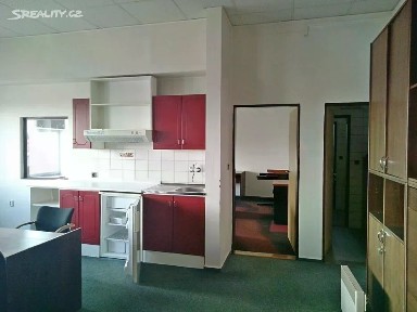 Pronájem kanceláře 101 m² Na zákopě, Olomouc - Chválkovice