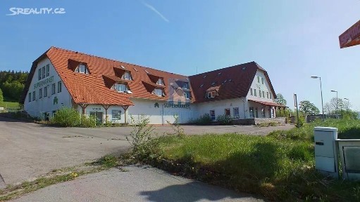 Prodej komerční nemovitosti 39598 m² Strážný - Řasnice