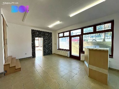 Prodej obchodního prostoru 78 m² Svobody, Třeboň - Třeboň II