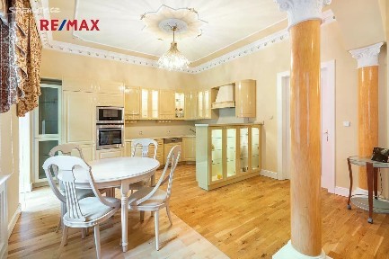 Karlovy Vary, Mariánskolázeňská, 35