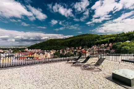 Karlovy Vary, Pražská silnice, 3