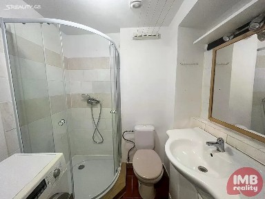 Prodej bytu 1+1 39 m² Závodu míru, Karlovy Vary - Stará Role