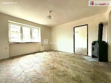 Prodej bytu 2+1 80 m² Sokolov