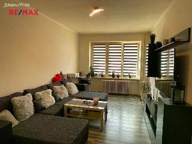 Karlovy Vary, Stará Role, Školní, 2