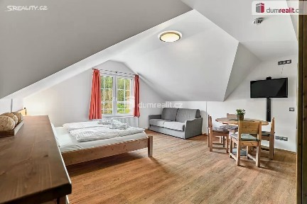 Merklín, Karlovy Vary, Pstruží