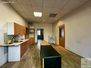 Karlovy Vary, Stará Role, Závodu míru