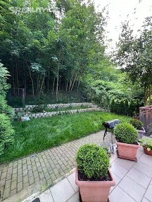 Karlovy Vary, Zámecký vrch, 35