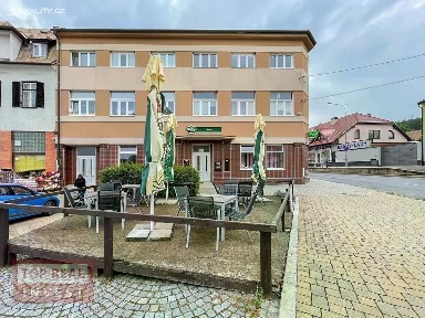 Prodej obchodního prostoru 1331 m² Náměstí, Koryčany