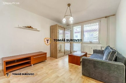 Slavičín, Zlín, Obchodní