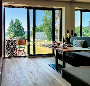 Černá v Pošumaví, Český Krumlov