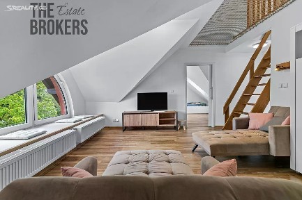 Prodej bytu 6 pokojů a více 270 m² Lesní kolonie, Včelná