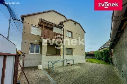 Prodej rodinného domu 220 m², pozemek 559 m² Břest