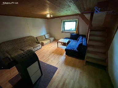 Prodej rodinného domu 120 m², pozemek 9158 m² Rajnochovice