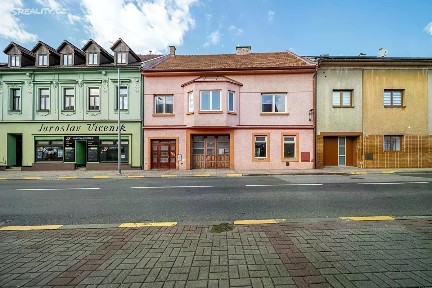 Prodej rodinného domu 280 m², pozemek 499 m² Bojkovice