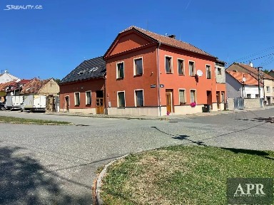 Prodej rodinného domu 500 m², pozemek 289 m² Podhájí, Uherský Brod - Těšov