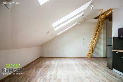 Pronájem bytu atypický 55 m² Havlíčkova, Dvůr Králové nad Labem