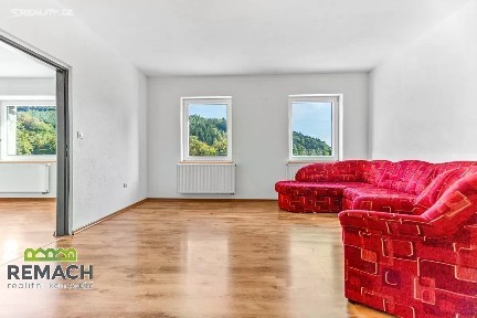 Pronájem bytu 2+kk 50 m² Hronov - Velký Dřevíč