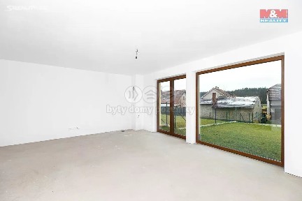 Prodej rodinného domu 119 m², pozemek 384 m² Zachrašťany