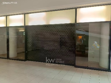 Hradec Králové, Pražské Předměstí, Dukelská třída