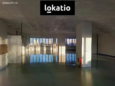 Pronájem skladového prostoru 830 m² Hradec Králové